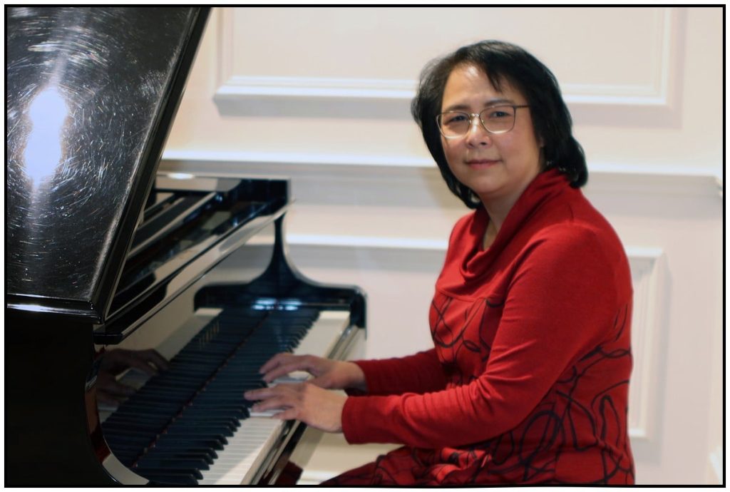Trinh at piano 10